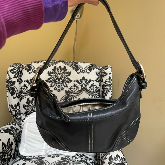 COACH VINTAGE MINI DEMI HOBO SHOULDER BAG - Picture 2 of 6
